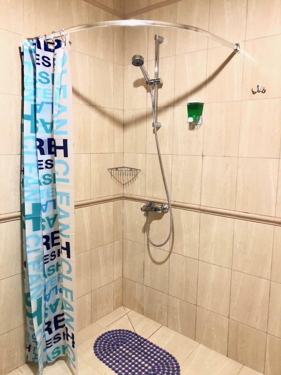 Modern Aparthotel Near Metro Pecherska Kijów Zewnętrze zdjęcie