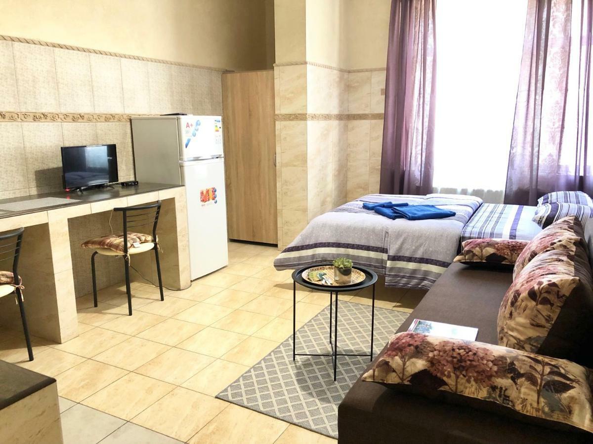 Modern Aparthotel Near Metro Pecherska Kijów Zewnętrze zdjęcie
