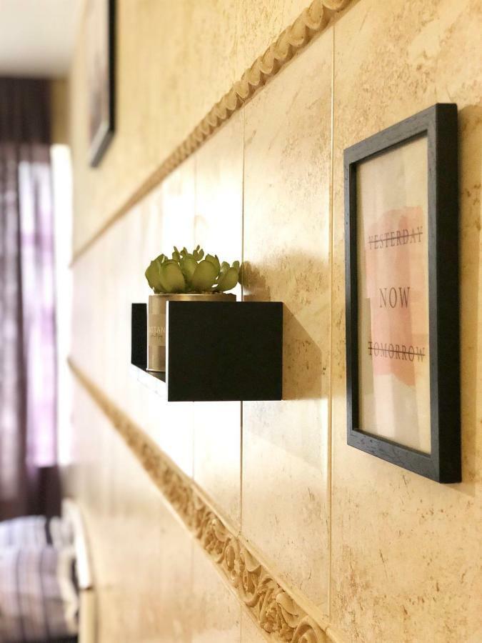 Modern Aparthotel Near Metro Pecherska Kijów Zewnętrze zdjęcie