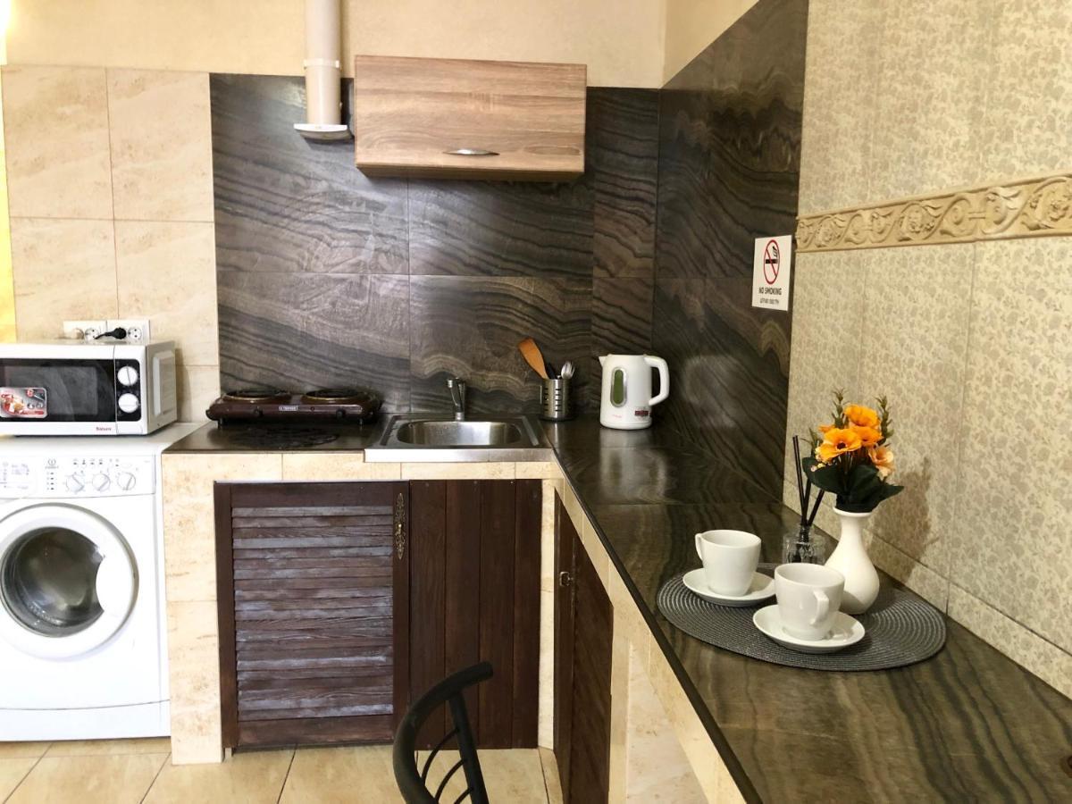 Modern Aparthotel Near Metro Pecherska Kijów Zewnętrze zdjęcie